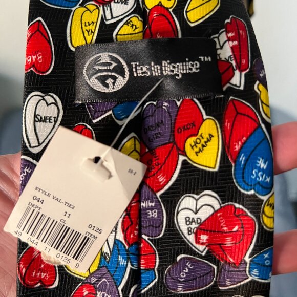 NWT Ties in Desguise Valentine's Day Candy Hearts Tie - Picture 3 of 3